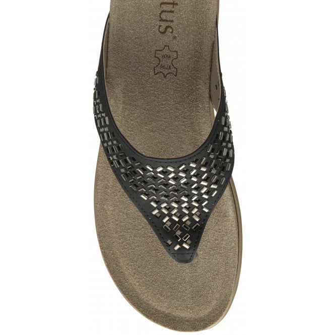 Black Ferarra Flat Toe-Post Sandals | Lotus