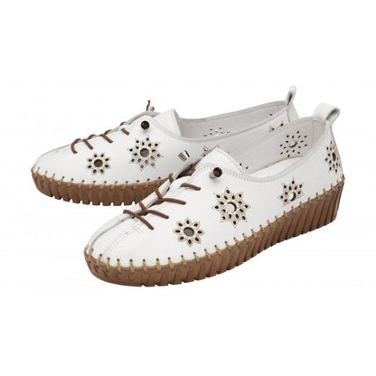  White Leather Kristen Slip-On Shoes | Lotus